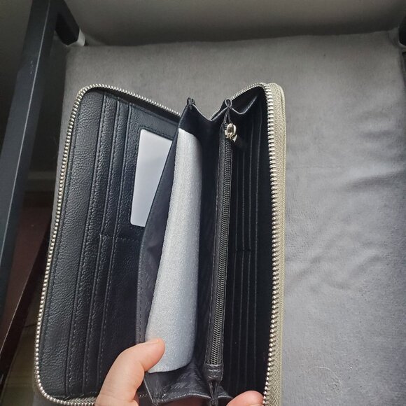 (New) Steve Madden clutch wallet - Picture 4 of 8